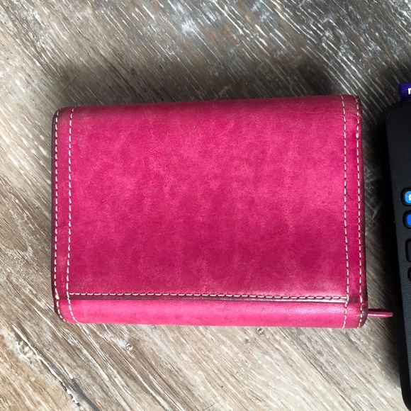 Coach Pink Leather Wallet ❤️ - Picture 3 of 3